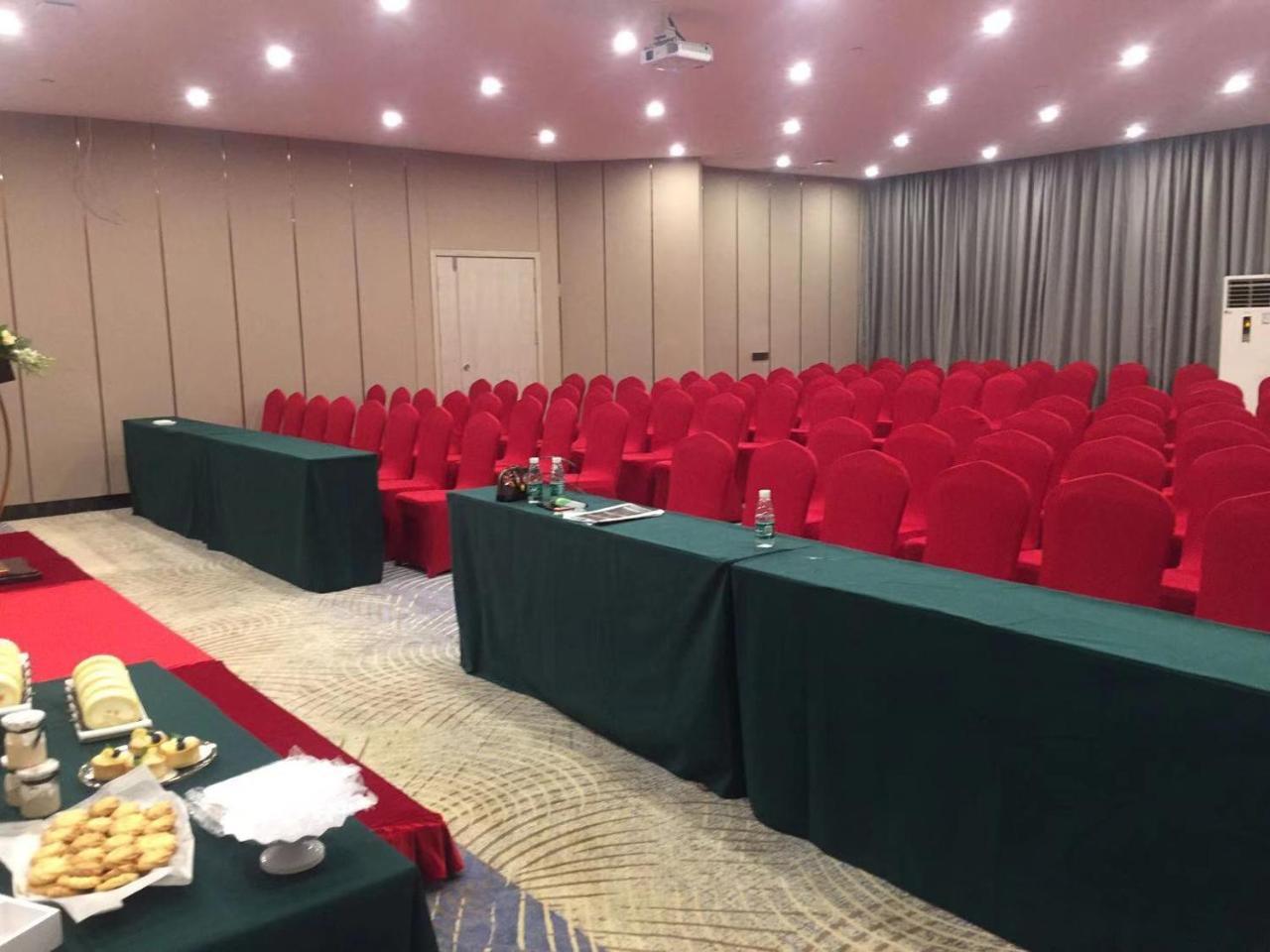 Echarm International Hotel Canton Tower Pazhou Convention And Exhibition Center Lujiang Subway Metro Branch - Free Shuttle Bus To Canton Fair Complex During Canton Fair Period Guangzhou Exterior photo