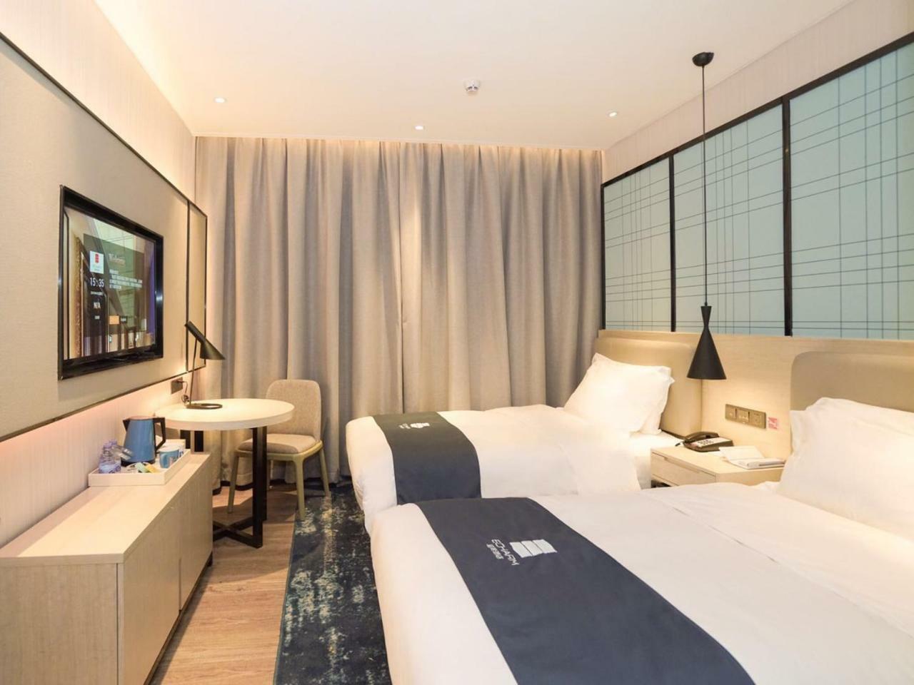 Echarm International Hotel Canton Tower Pazhou Convention And Exhibition Center Lujiang Subway Metro Branch - Free Shuttle Bus To Canton Fair Complex During Canton Fair Period Guangzhou Exterior photo