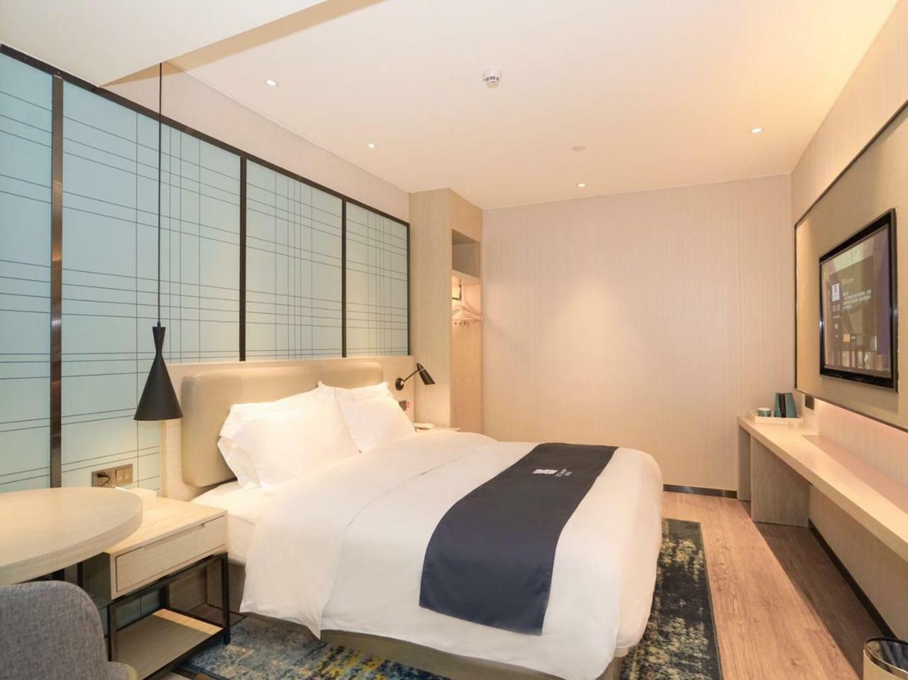 Echarm International Hotel Canton Tower Pazhou Convention And Exhibition Center Lujiang Subway Metro Branch - Free Shuttle Bus To Canton Fair Complex During Canton Fair Period Guangzhou Exterior photo
