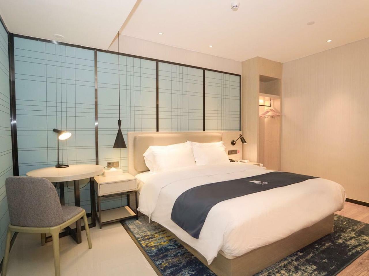 Echarm International Hotel Canton Tower Pazhou Convention And Exhibition Center Lujiang Subway Metro Branch - Free Shuttle Bus To Canton Fair Complex During Canton Fair Period Guangzhou Exterior photo