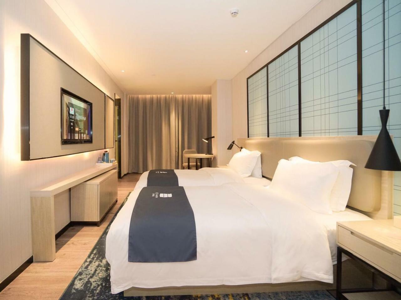 Echarm International Hotel Canton Tower Pazhou Convention And Exhibition Center Lujiang Subway Metro Branch - Free Shuttle Bus To Canton Fair Complex During Canton Fair Period Guangzhou Exterior photo