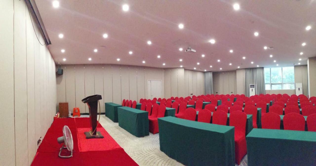 Echarm International Hotel Canton Tower Pazhou Convention And Exhibition Center Lujiang Subway Metro Branch - Free Shuttle Bus To Canton Fair Complex During Canton Fair Period Guangzhou Exterior photo