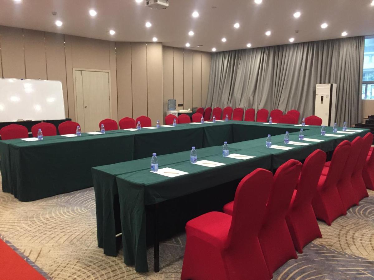 Echarm International Hotel Canton Tower Pazhou Convention And Exhibition Center Lujiang Subway Metro Branch - Free Shuttle Bus To Canton Fair Complex During Canton Fair Period Guangzhou Exterior photo