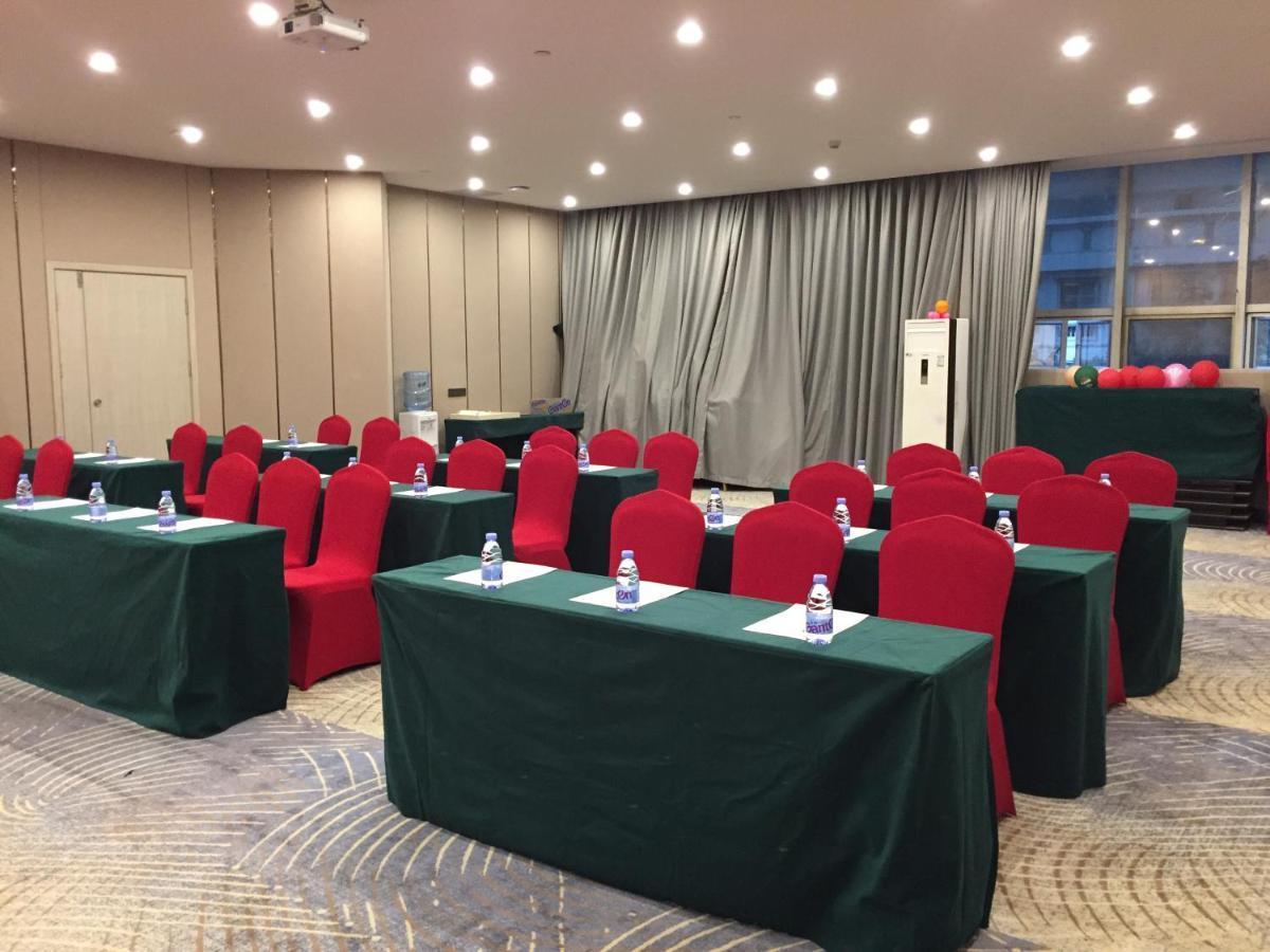 Echarm International Hotel Canton Tower Pazhou Convention And Exhibition Center Lujiang Subway Metro Branch - Free Shuttle Bus To Canton Fair Complex During Canton Fair Period Guangzhou Exterior photo